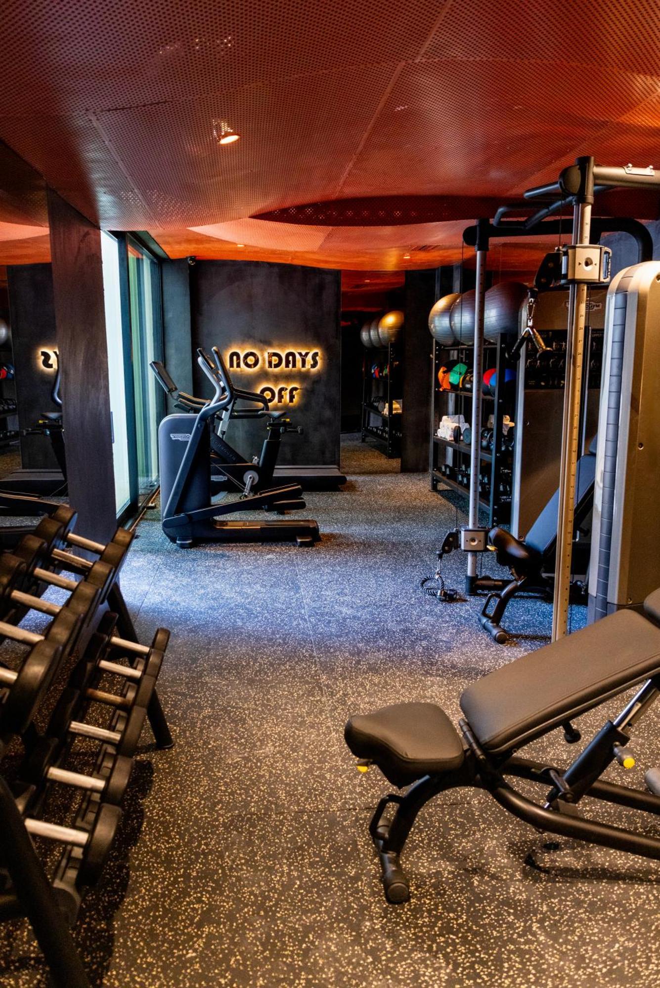 Maritim Marina Bay Resort Spa & Casino Adult Friendly วญอเรอ ภายนอก รูปภาพ